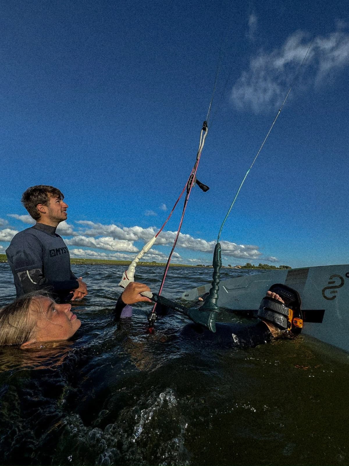 Vom Einsteiger zum Pro: So verbesserst du deine Kitesurf-Skills